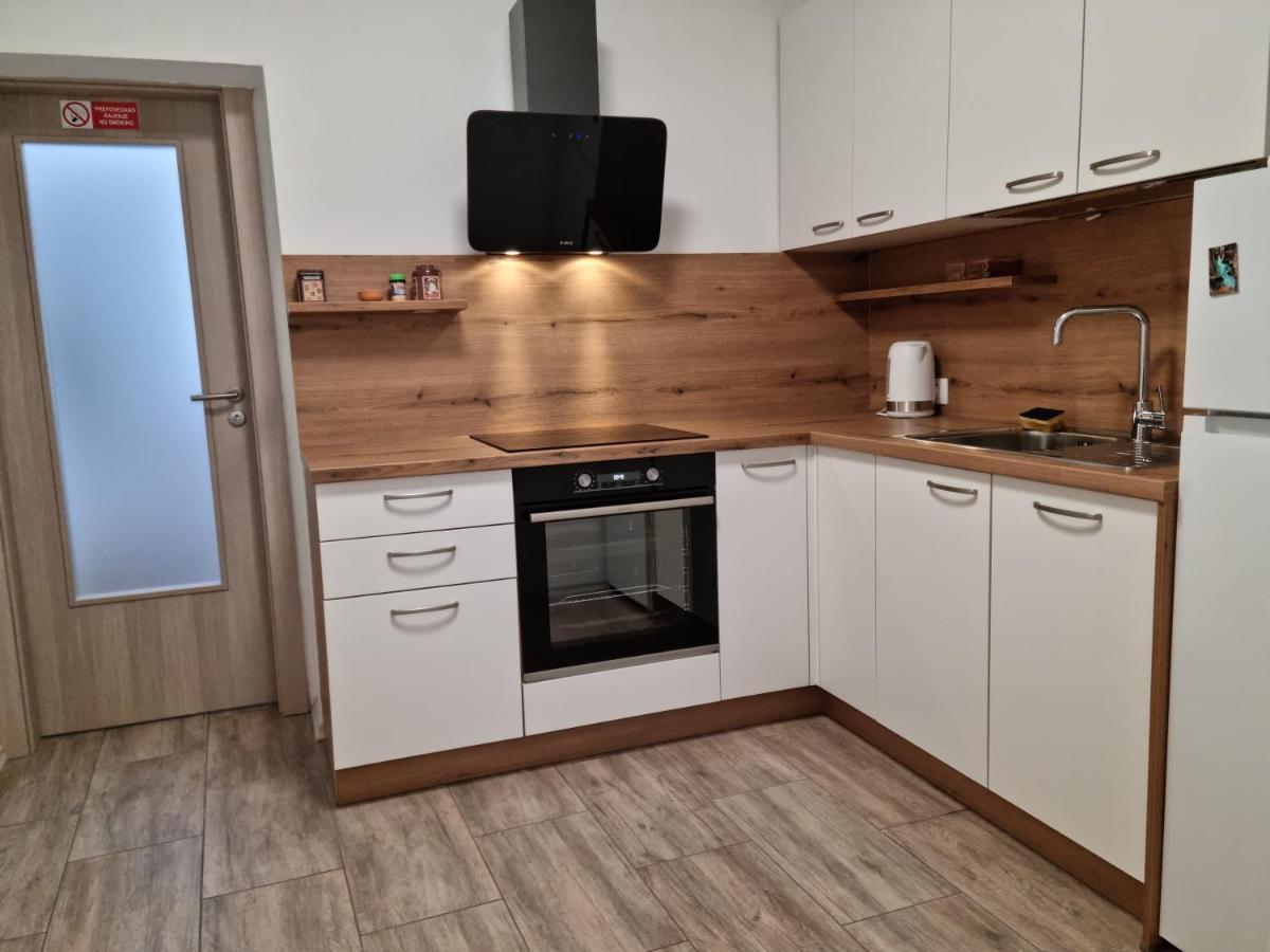 Apartma Kaan Zaga Eksteriør bilde